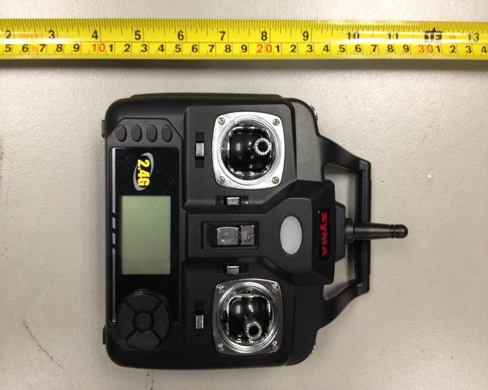 Radio Control Toy Transmitter (2.4GHz) - FCC ID QV7-GC887552-3 - GUANGDONG SYMA MODEL AIRCRAFT INDUSTRIAL CO., LTD (4)