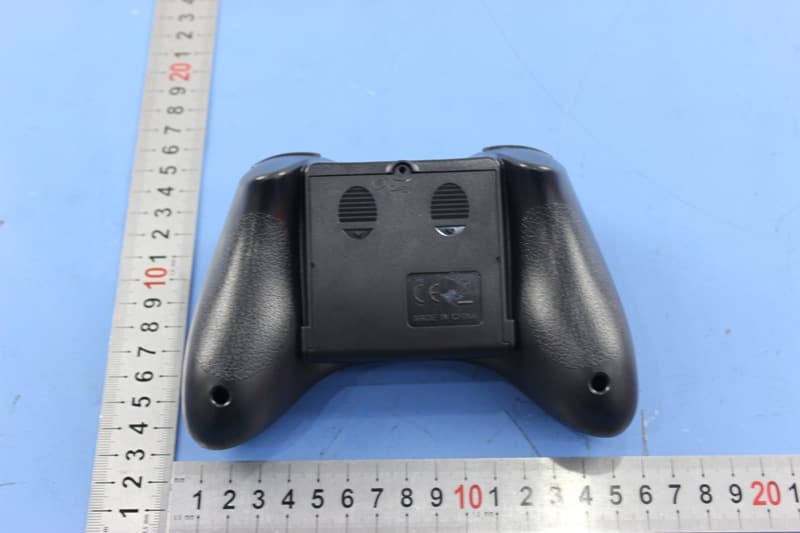 Sky Thunder RC D63 Raptor-runner drone4.5Ch 2.4 GHZ - FCC ID QV7-GC887552-63 - GUANGDONG SYMA MODEL AIRCRAFT INDUSTRIAL CO., LTD (2)