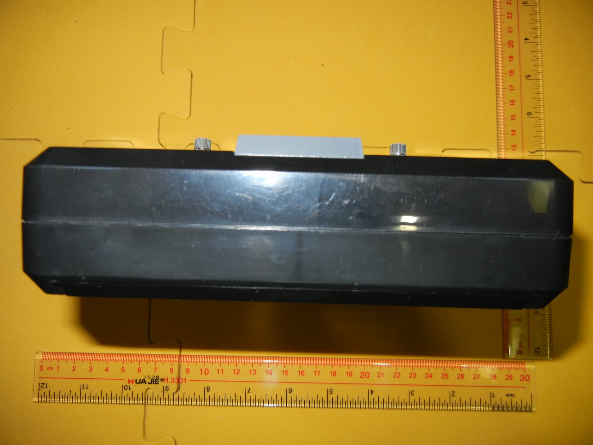 2.402-2.480 GHz Wireless Remote Control Device - TX - FCC ID QW70300 - Hobbyengine Model Ltd. (2)