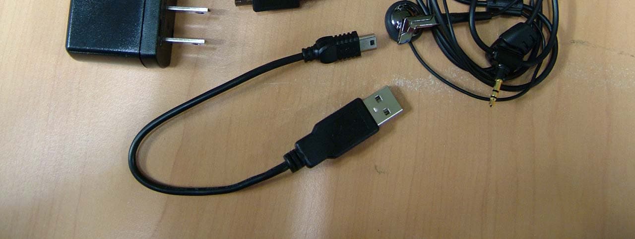 Bluetooth Stereo Headset - FCC ID QWGHSH200 - HASSNET Inc. (2)