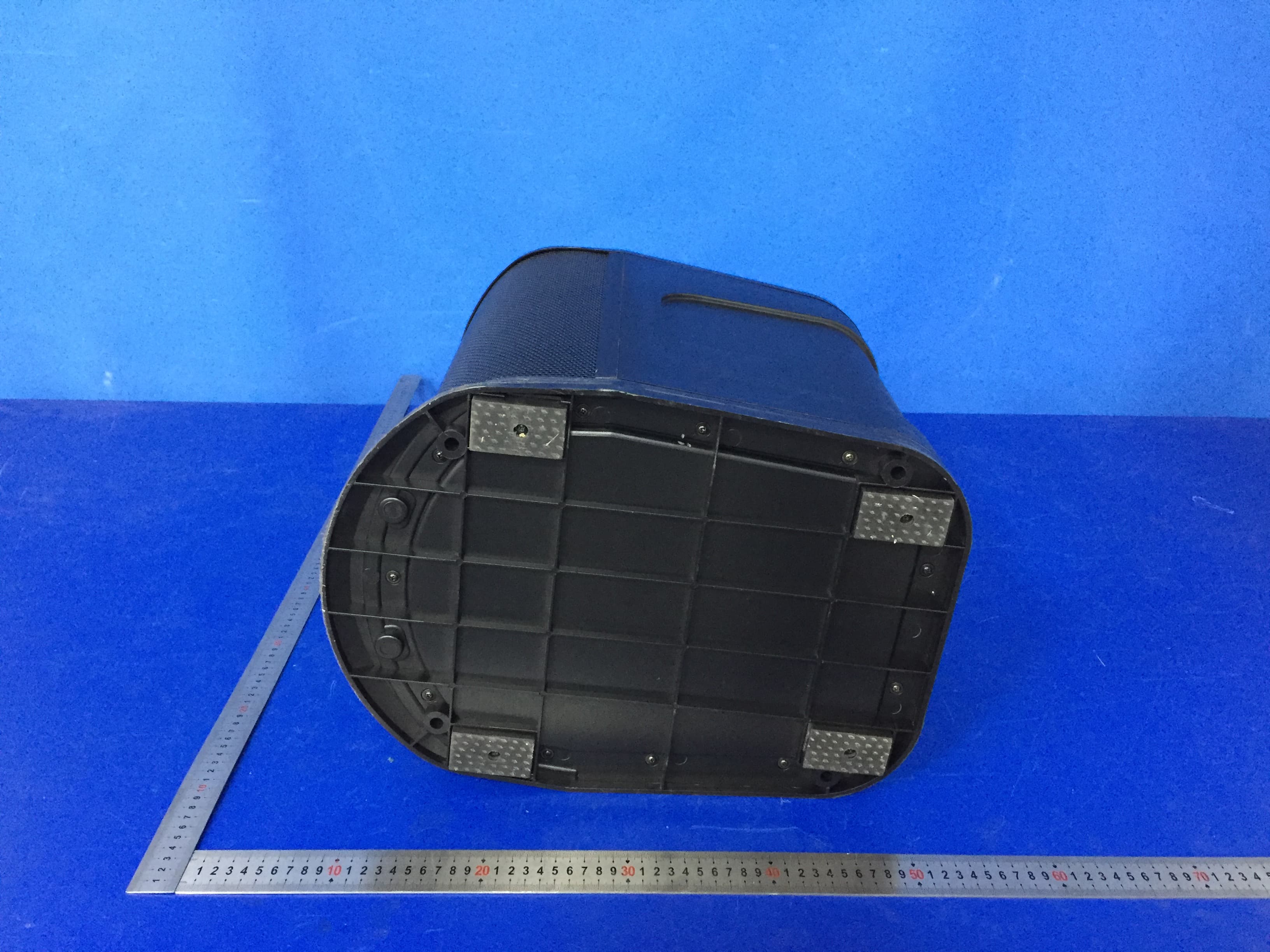 Powered Column Loudspeaker with Battery - FCC ID QWHC210B - Music Tribe Commercial MY Sdn. Bhd.