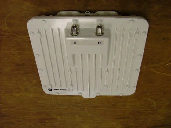 Point to Point Wireless Ethernet Bridge - FCC ID QWP49XX - Cambium Networks Limited (4)