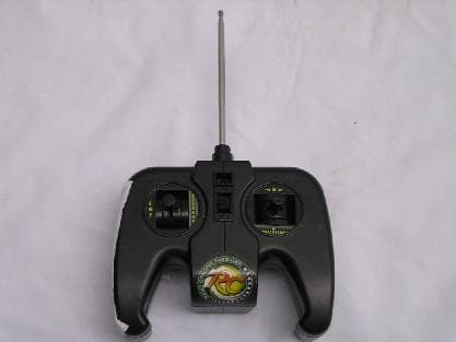 RC Toy Transmitter - FCC ID QXATC27MHZF - Toy Century Industrial Co. Ltd.