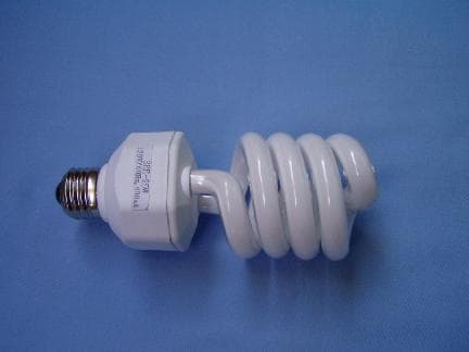 Self-Ballasted Flourescent Lamp - FCC ID QXGSREEUT - Zhongshan Tianpeng Electronic Lighting And Communication Equipment Factory (3)