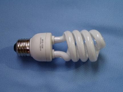 Self-Ballasted Flourescent Lamp - FCC ID QXGSRS - Zhongshan Tianpeng Electronic Lighting And Communication Equipment Factory
