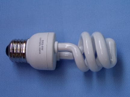 Self-Ballasted Flourescent Lamp - FCC ID QXGSRS - Zhongshan Tianpeng Electronic Lighting And Communication Equipment Factory (4)