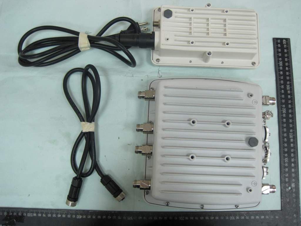 HiPath Wireless Outdoor Access Point - FCC ID QXO-OAP36B - Extreme Networks, Inc.