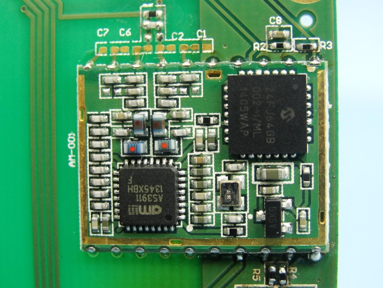 RFID module - FCC ID QYLF110NFC - Getac Technology Corporation