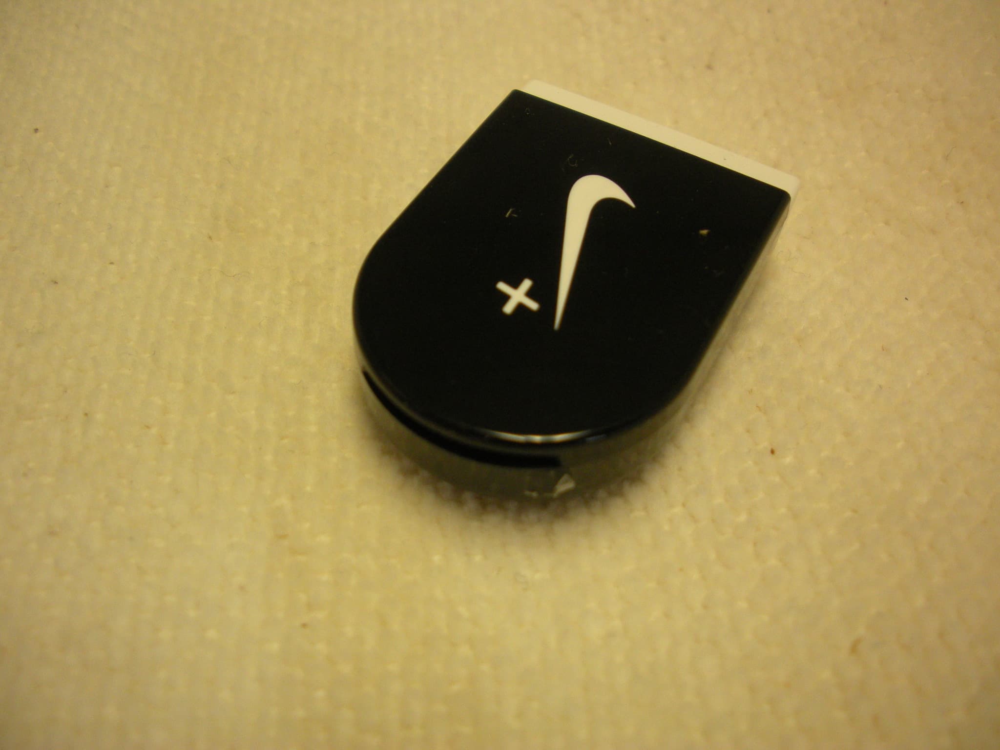 Nike + Sports Kit - FCC ID QYUESP12 - Nike, Inc. (4)