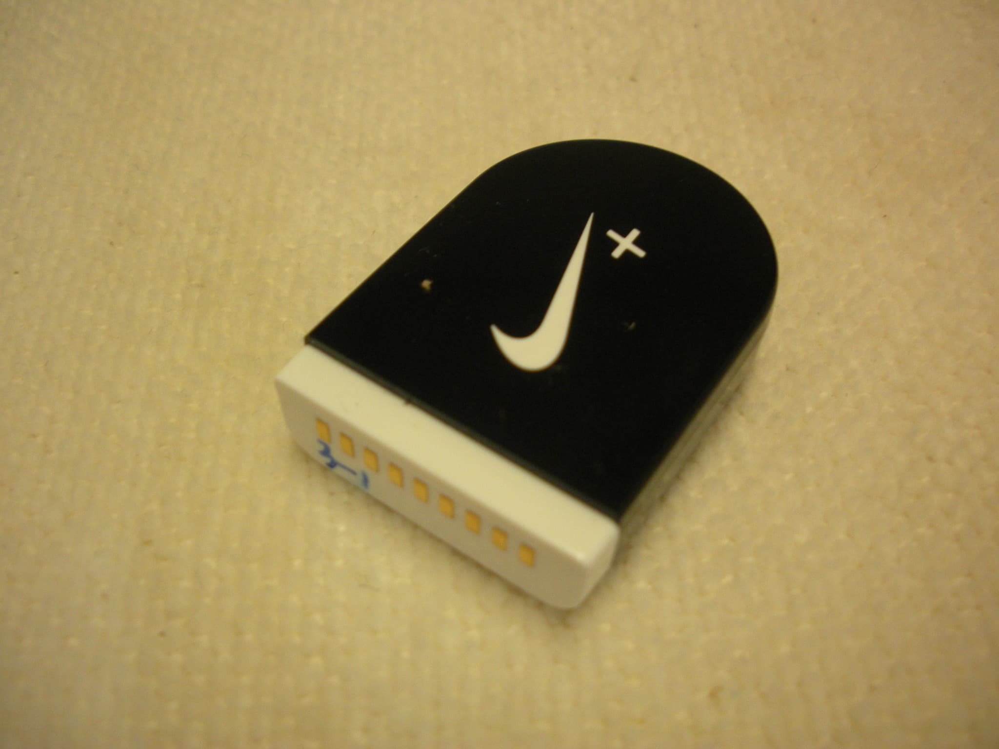 Nike + Sports Kit - FCC ID QYUESP12 - Nike, Inc. (5)