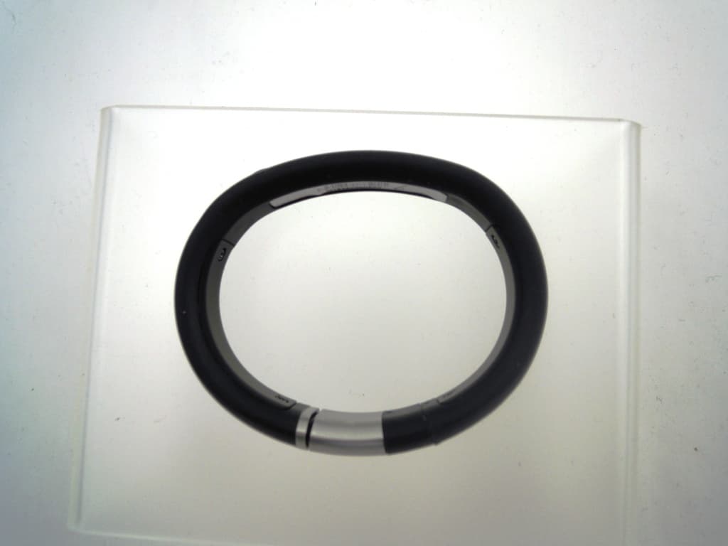 Nike+ FuelBand - FCC ID QYUM411 - Nike, Inc. (2)