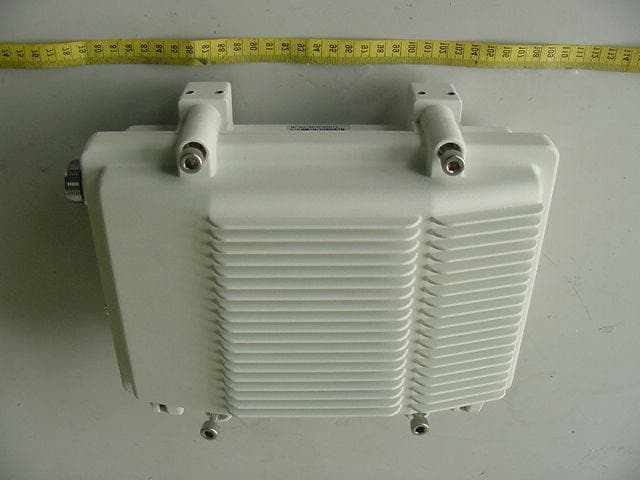 BL4012 5.8GHz WLAN ODU - FCC ID QZGBL4012-001 - K-Best Technology Inc. (2)
