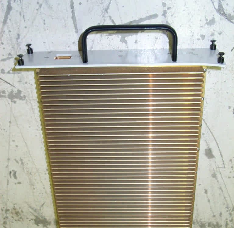 Radio Router Outdoor Base Station - FCC ID QZXBS2000700 - Flarion Technologies, Inc. (3)