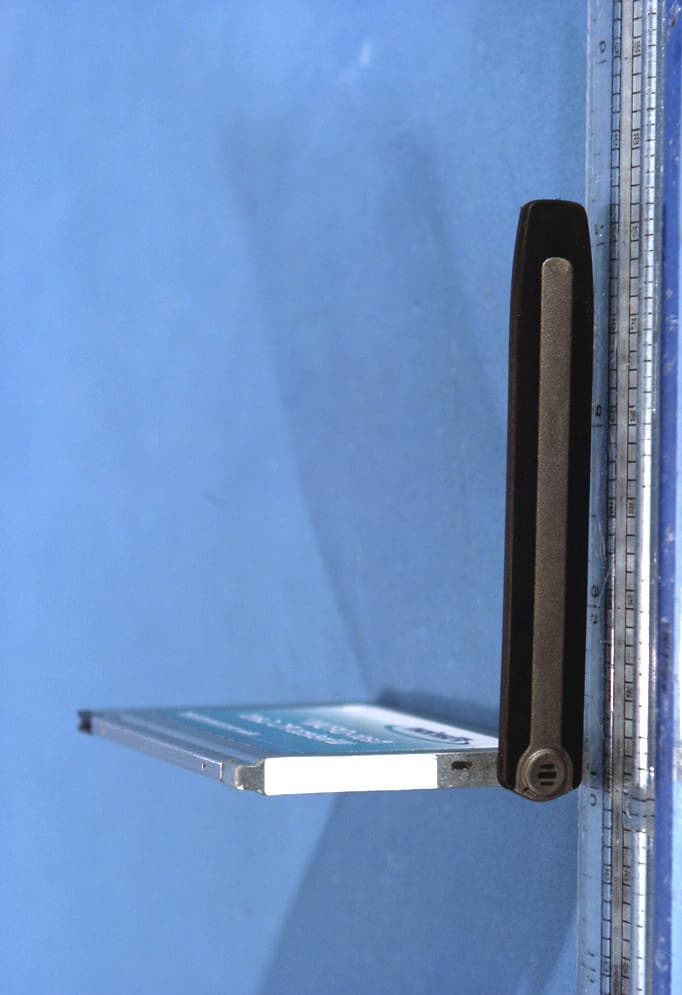PCMCIA Wireless Network Card - FCC ID QZXPC100019 - Flarion Technologies, Inc. (3)