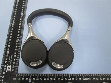 Bluetooth headset - FCC ID R2GL3 - Lezun Limited (5)