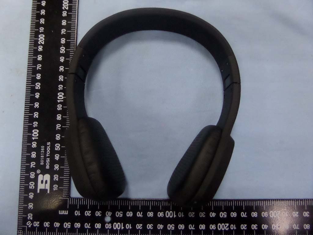 Bluetooth headset - FCC ID R2GL5 - Lezun Limited (3)