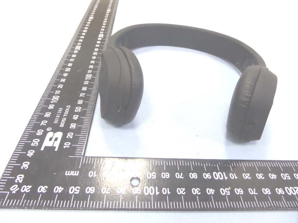 Bluetooth headset - FCC ID R2GL5A - Lezun Limited (2)