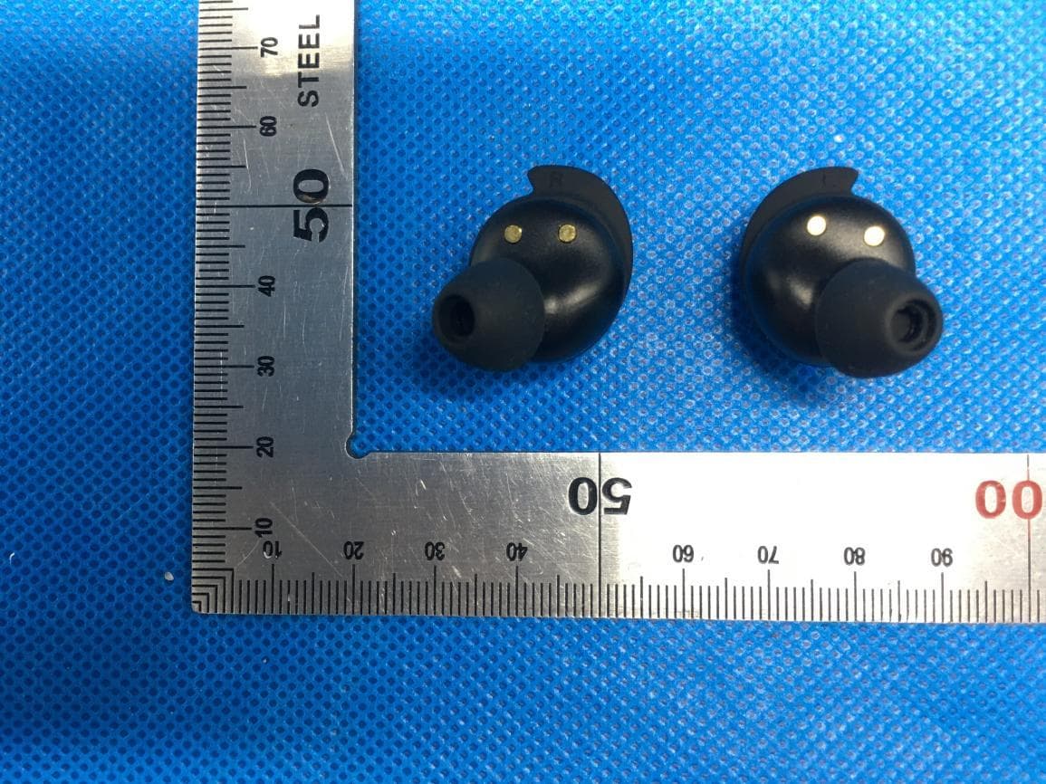 TWS Earphone - FCC ID R2M-TWS20 - AVLINK INDUSTRIAL CO., LTD (4)