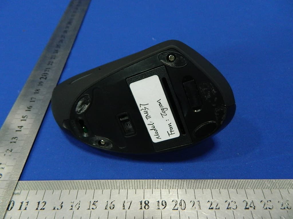 2.4G wireless optical mouse - FCC ID R2U-TM137G - Hunan Ocean Wing Ecommerce Limited Company (5)