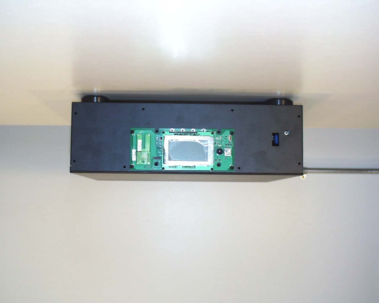 Audio Matrix Switch-16 AVM-16S1-B - FCC ID R33AVM16S11 - Snap One, LLC (2)