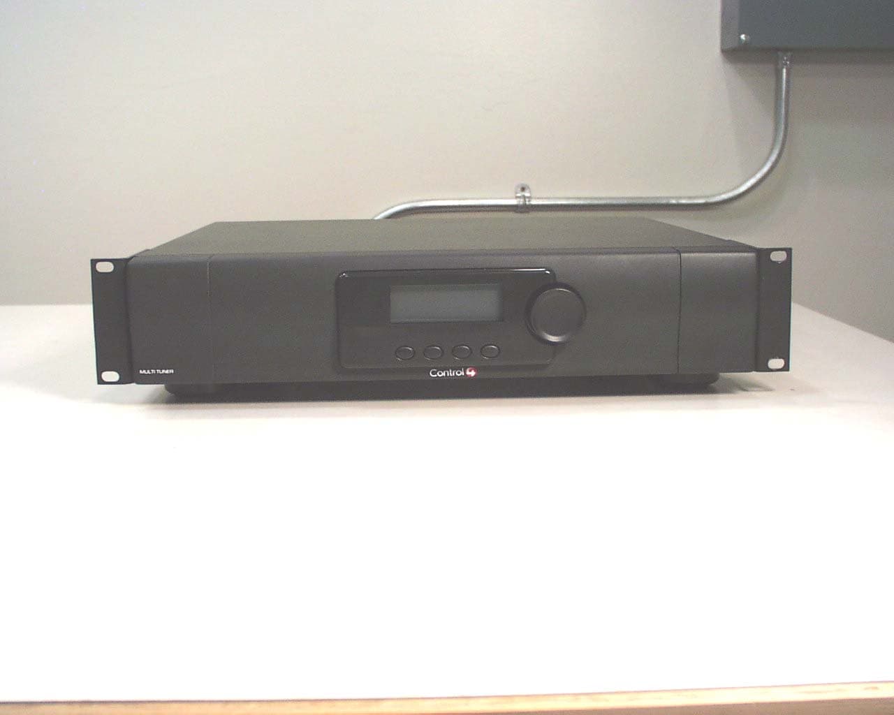 Multi-Tuner AVM-TUN1-B - FCC ID R33AVMTUN1X1 - Snap One, LLC (2)