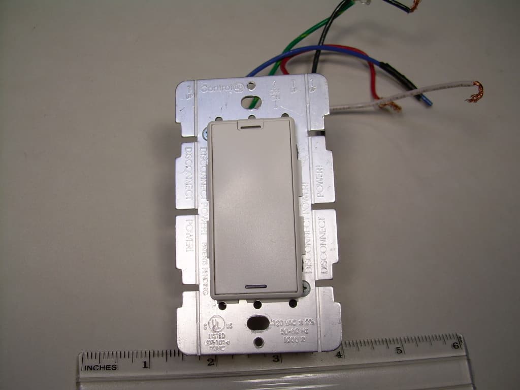 Wireless Dimmer - FCC ID R33C4DIM101Z - Snap One, LLC (2)