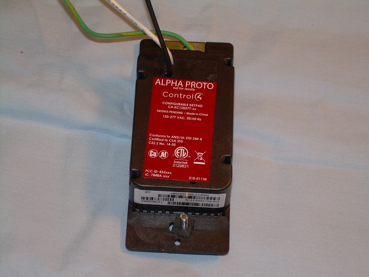 CONFIGURABLE KEYPAD WITH ZIGBEE - FCC ID R33C4KC - Snap One, LLC