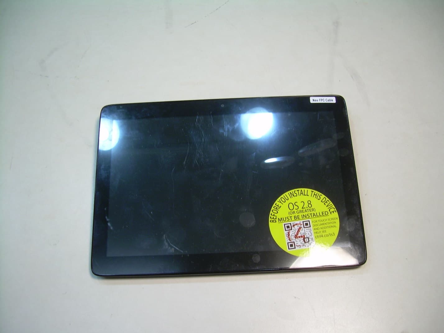 Touchscreen Display for home automation system - FCC ID R33C4TT10 - Snap One, LLC