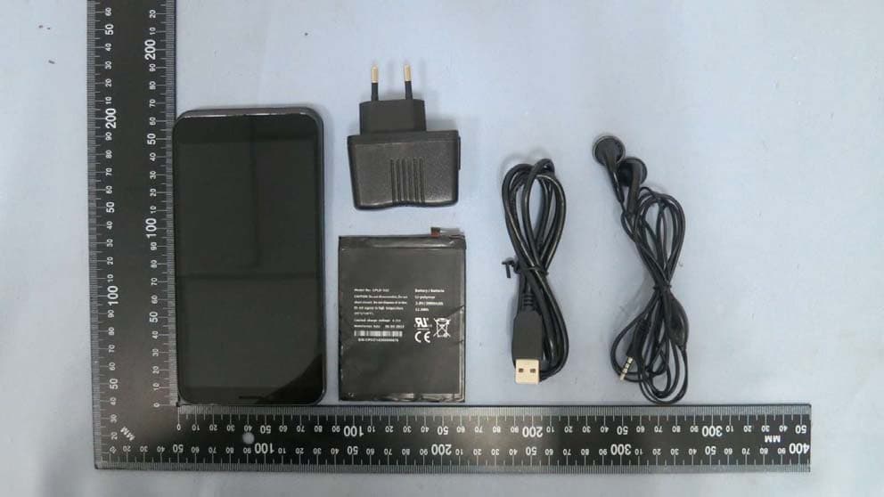 mobile phone - FCC ID R38YL990N - Yulong Computer Telecommunication Scientific (Shenzhen) Co. LTD (5)