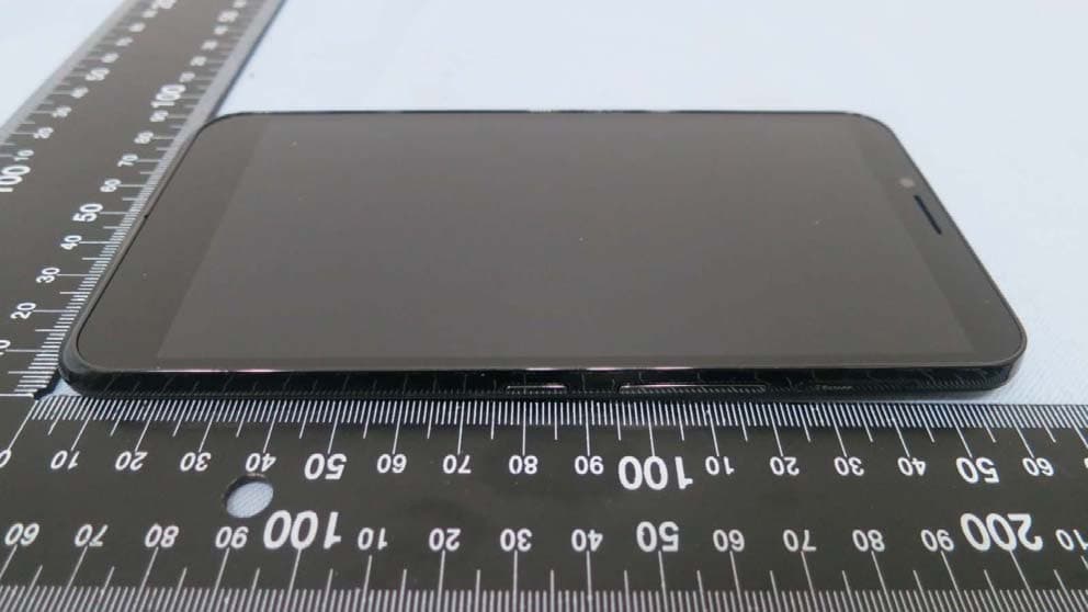 mobile phone - FCC ID R38YL990N - Yulong Computer Telecommunication Scientific (Shenzhen) Co. LTD (4)