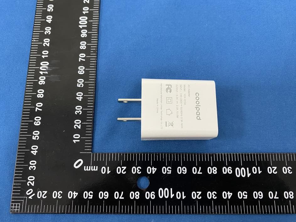Smart Phone - FCC ID R38YLCP12Q - Yulong Computer Telecommunication Scientific (Shenzhen) Co. LTD (3)