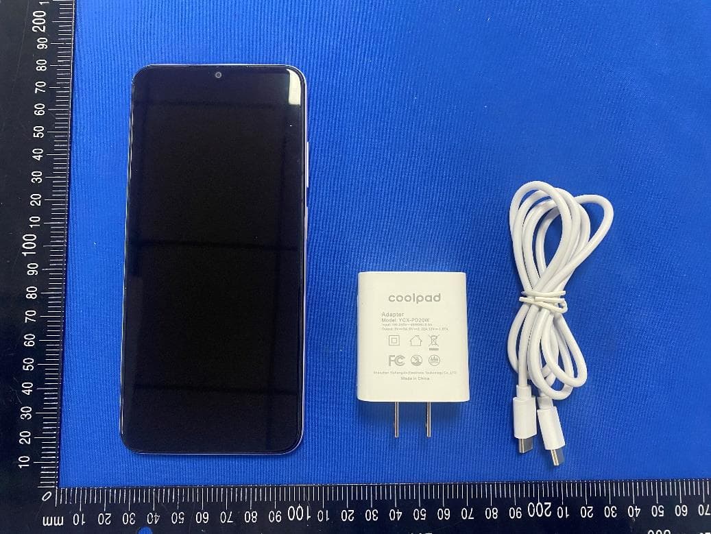 Smart Phone - FCC ID R38YLCP32A - Yulong Computer Telecommunication Scientific (Shenzhen) Co. LTD (2)