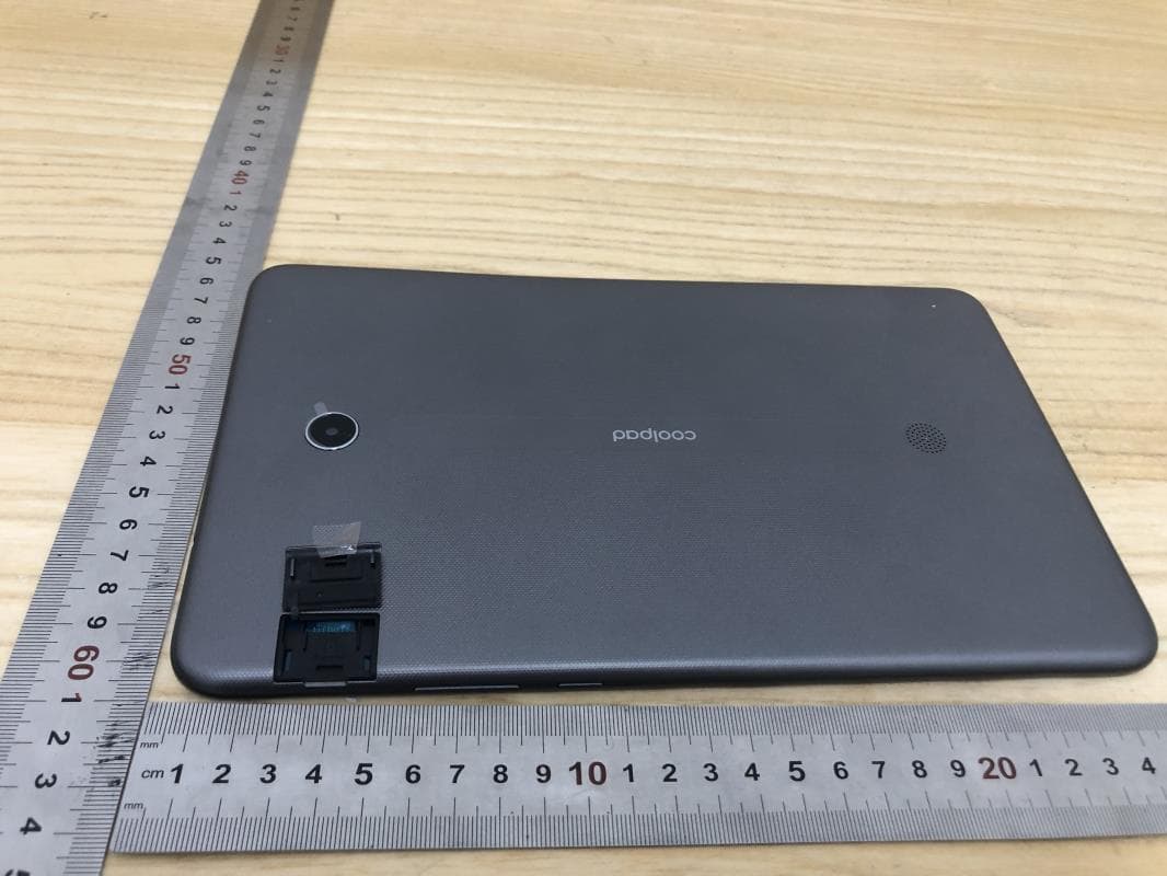 Tablet - FCC ID R38YLCP3667AT - Yulong Computer Telecommunication Scientific (Shenzhen) Co. LTD (2)