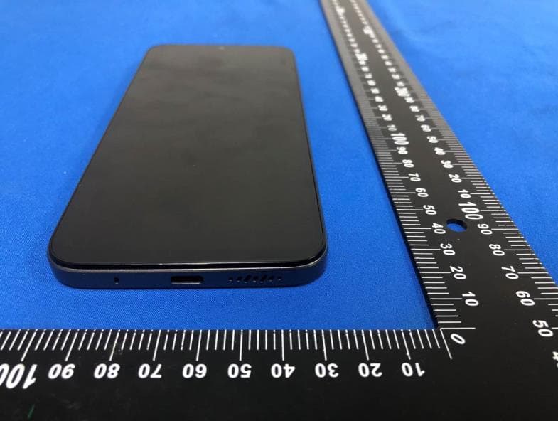 Smart Phone - FCC ID R38YLCPK21 - Yulong Computer Telecommunication Scientific (Shenzhen) Co. LTD (5)