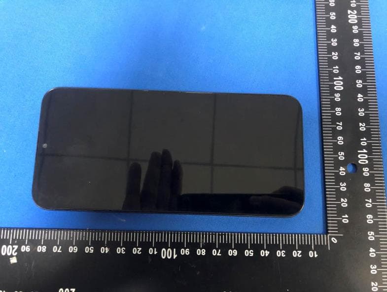 Smart Phone - FCC ID R38YLCPK21 - Yulong Computer Telecommunication Scientific (Shenzhen) Co. LTD (4)