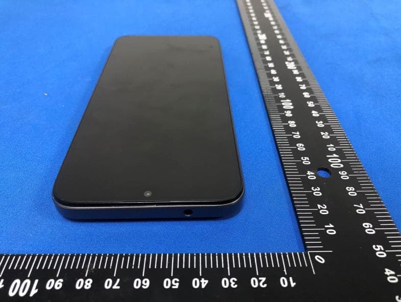 Smart Phone - FCC ID R38YLCPK21 - Yulong Computer Telecommunication Scientific (Shenzhen) Co. LTD (2)