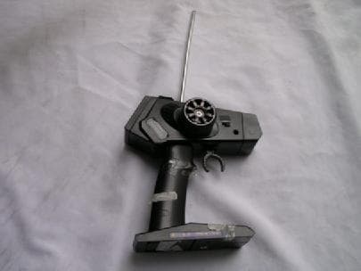 Remote Control Toy Transmitter - FCC ID R3BHK79708827 - HK (Shenzhen) Industries Development Co., Ltd. (2)