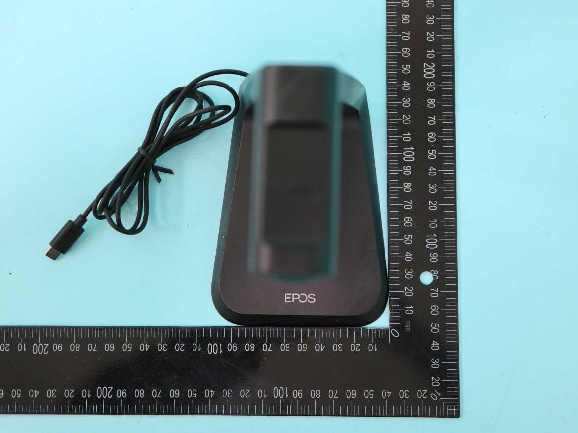 Wireless Charger - FCC ID R3UDSWD6 - DSEA A/S