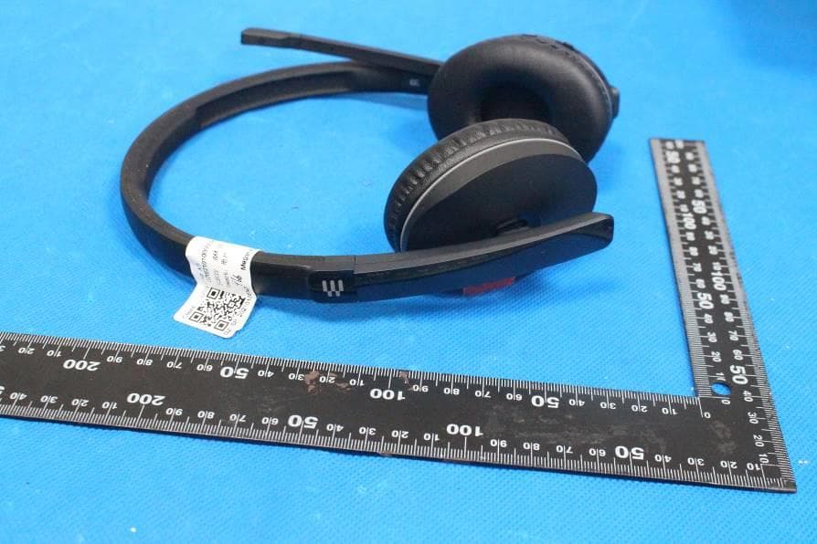 ADAPT 230/ ADAPT 231/ADAPT 260/ADAPT 261 - FCC ID R3USCBT22N23 - DSEA A/S (5)