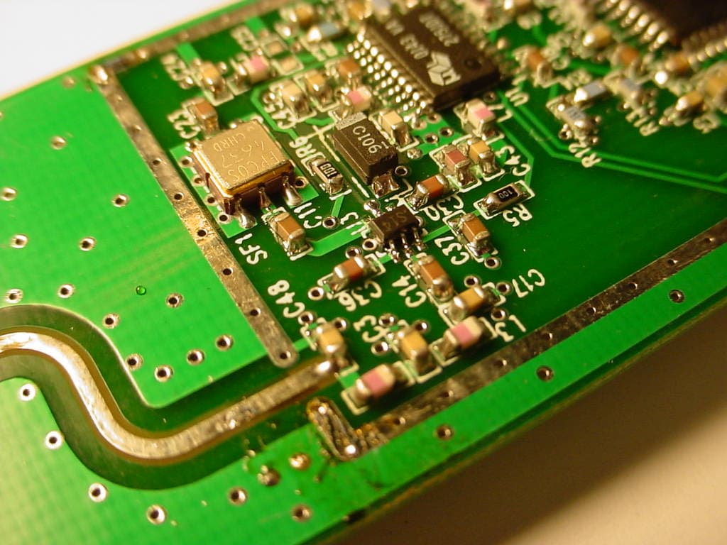 Digital Spread Spectrum - FCC ID R4N-AW900 - Avalan Wireless Systems Incorporated (4)