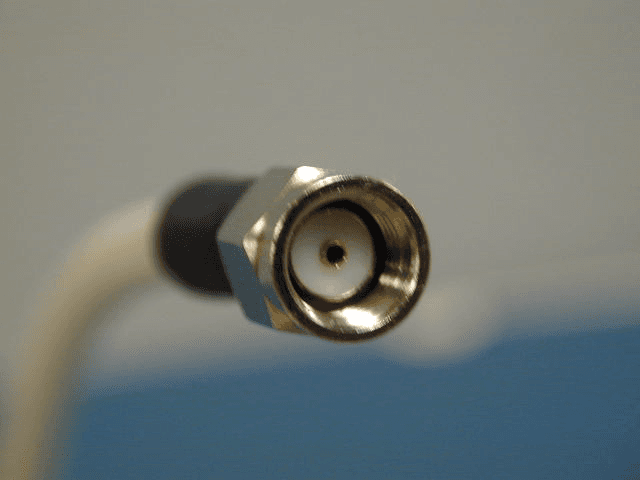 Ethernet Bridge Transmitter Module - FCC ID R4N-AW900M - Avalan Wireless Systems Incorporated (2)