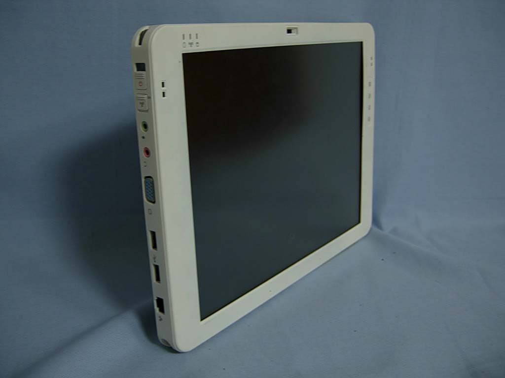 Tablet PC - FCC ID R4RAIRT22XQXKN2 - Amtek System Co., Ltd. (2)
