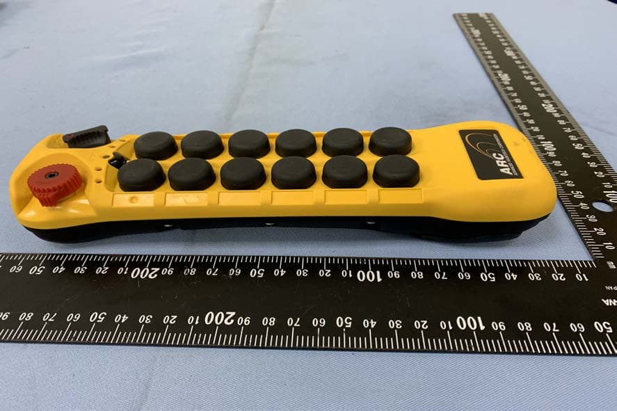 Industrial radio remote control system - FCC ID R4UARCFLEXEPH - Advanced Radiotech Corporation