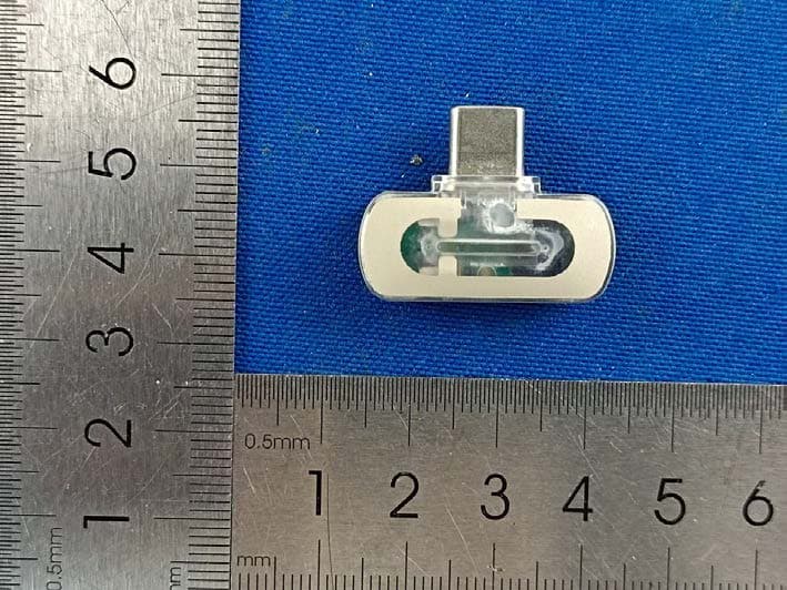 Portable Hi-res Bluetooth  Transmitter - FCC ID R56-F33311 - Guangzhou FiiO Electronic Technology Co., Ltd.