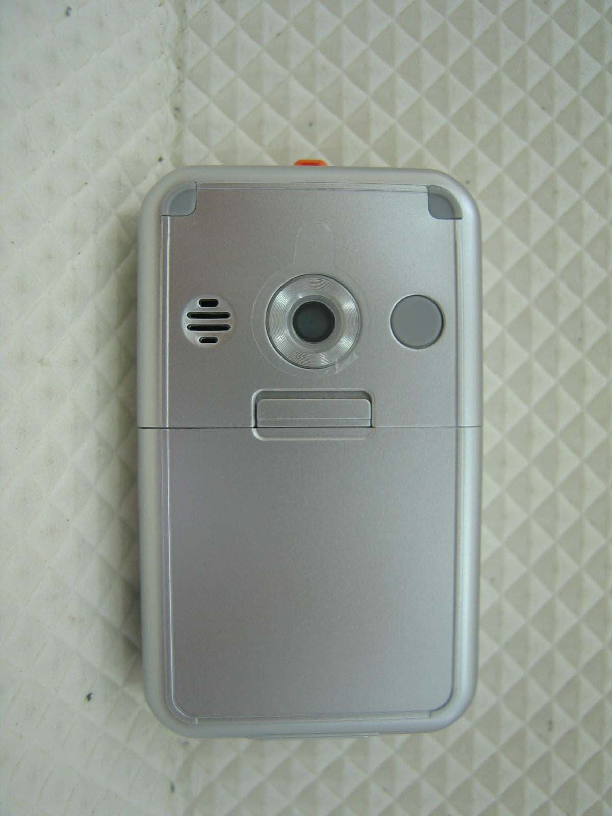 Dual-Band GSM 900 / 1900 MHz Mobile Phone - FCC ID R5WNGTE1300 - NewGen Telecom. Co., Ltd. (4)