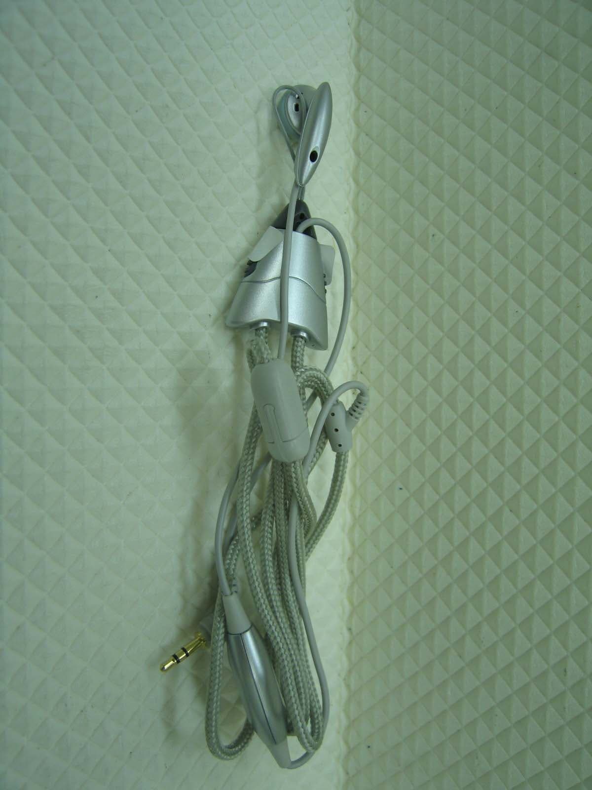 Tri-band GSM phone GSM850/GSM1900/DCS1800 - FCC ID R5WNGTN541T - NewGen Telecom. Co., Ltd. (5)
