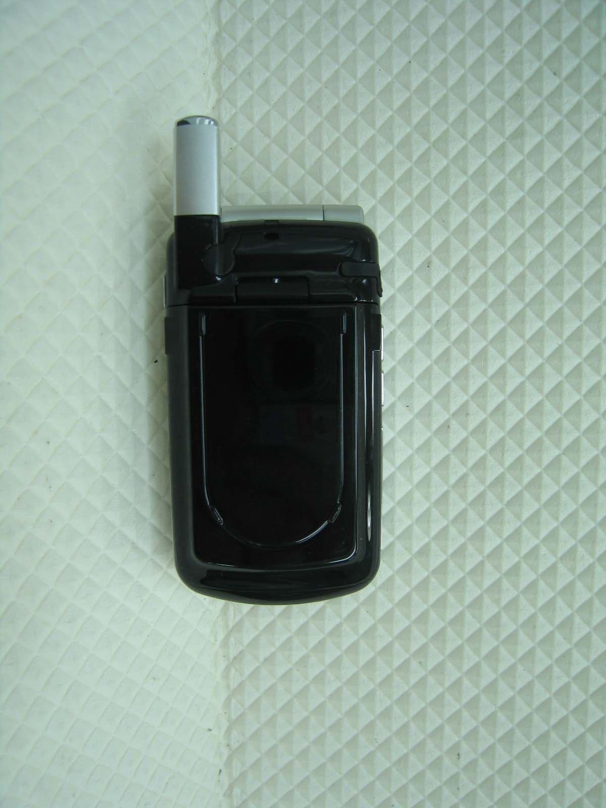 Tri-band GSM phone GSM850/DCS1800/PCS1900 - FCC ID R5WNGTN551 - NewGen Telecom. Co., Ltd. (4)