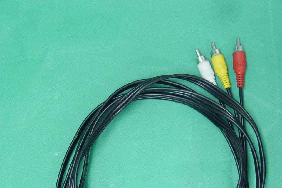 37" LCD TV/MONITOR - FCC ID R7DLC-37IU10 - IND Tek Co., Ltd (2)