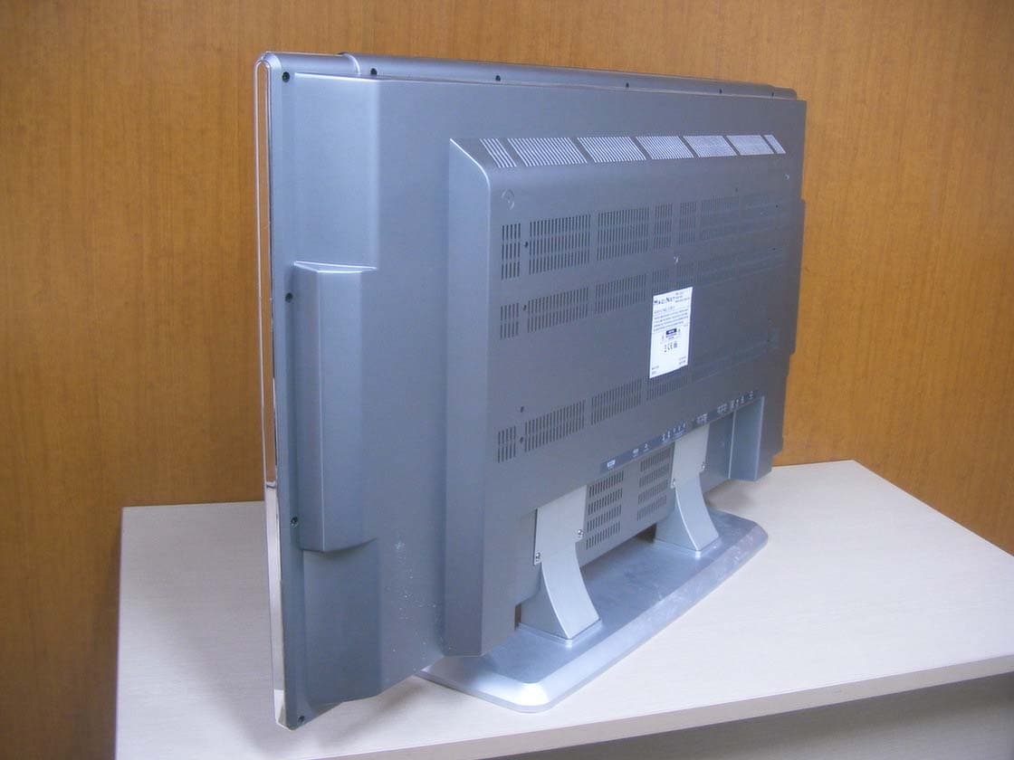 LCD TV Monitor - FCC ID R7DLD-42IU21 - IND Tek Co., Ltd (4)
