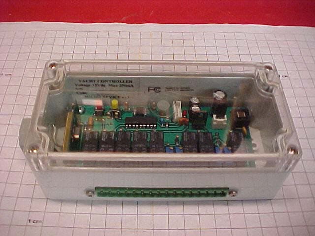 YACHT CONTROLLER - FCC ID R86RX001YACHTCONT - MICRODEVICE Srl (1)